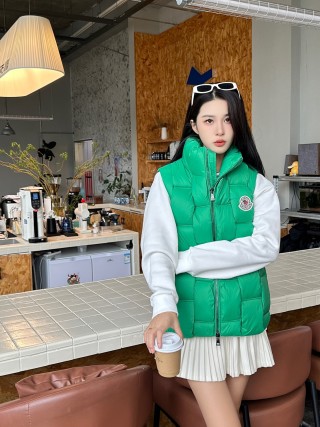 Moncler Green Quilted Down Vest view 4