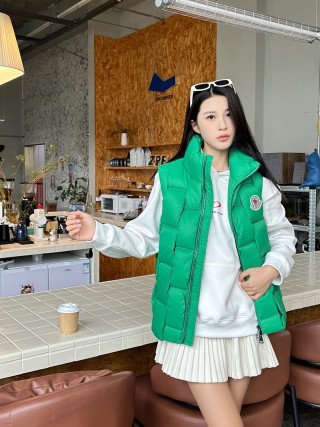 Moncler Green Quilted Down Vest view 5