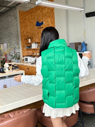 Moncler Green Quilted Down Vest view 8