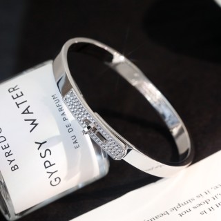 Hermès Kelly Diamond Pave White Gold Bangle Bracelet view 2