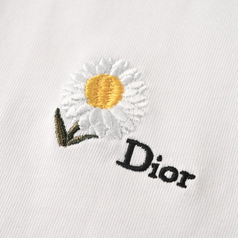 Cream Daisy Embroidered T-Shirt view