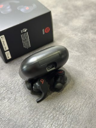 Beats Fit Pro True Wireless Earbuds - Black view 8