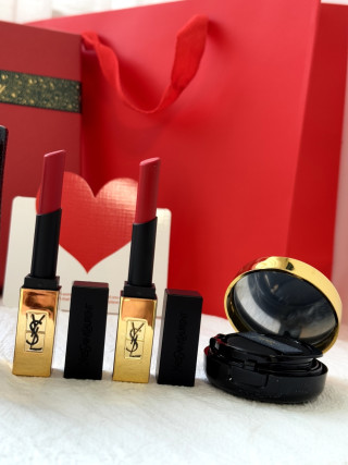 YSL Black Opium Deluxe Gift Set with Fragrance, Cosmetics & Accessories view 9