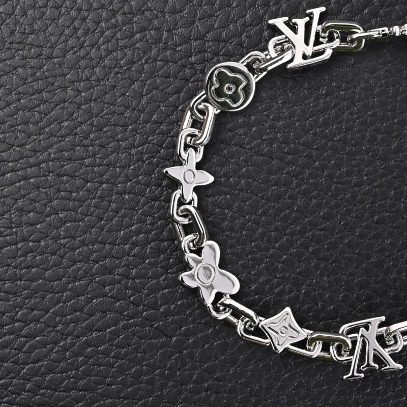 Louis Vuitton Monogram Craggy Daisy Chain Bracelet Silver view