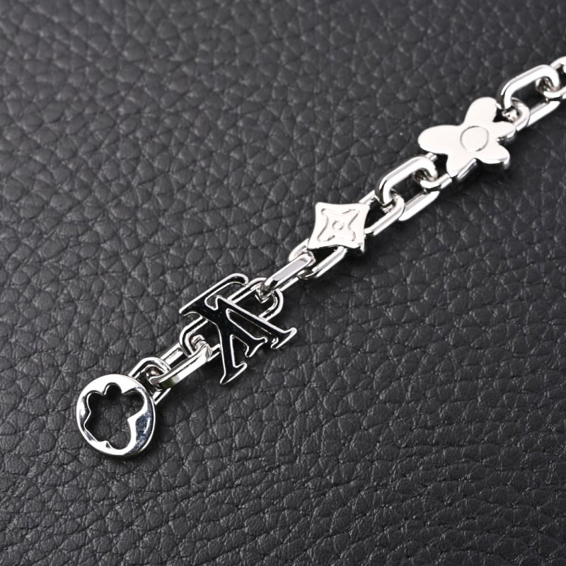 Louis Vuitton Monogram Craggy Daisy Chain Bracelet Silver view