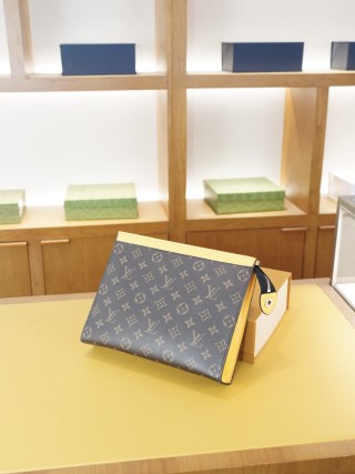 Louis Vuitton Monogram Clutch Bag Navy Blue view 4