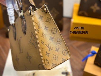 Louis Vuitton OnTheGo Monogram Canvas Tote Bag Small view 4