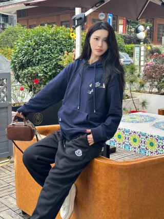 Moncler Black Jogger Pants with Logo Patch view 5