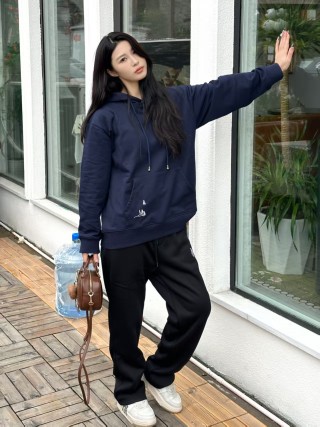 Moncler Black Jogger Pants with Logo Patch view 7