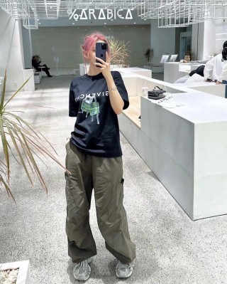 Givenchy Black Logo Graphic T-Shirt view 4
