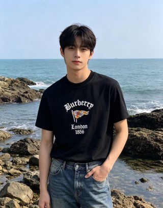 Burberry London 1856 Black T-Shirt view 3