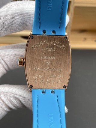 Franck Muller Tonneau V32 Rose Gold Full Diamond Blue Rubber Watch view 5