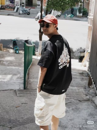 GOODBRAND Black Graphic T-Shirt view 2