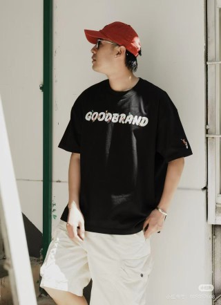GOODBRAND Black Graphic T-Shirt view 5