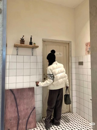 Chanel Cream Quilted Down Puffer Jacket with Ribbed Sleeves view 3