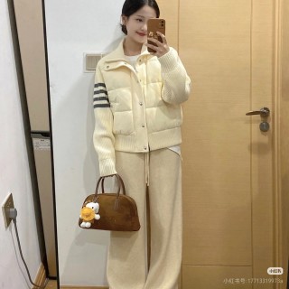 Chanel Cream Quilted Down Puffer Jacket with Ribbed Sleeves view 8
