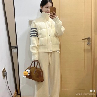 Chanel Cream Quilted Down Puffer Jacket with Ribbed Sleeves view 9