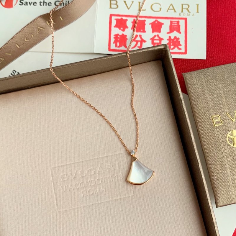 Bulgari White Dress Pendant Necklace - Rose Gold 925 Silver view