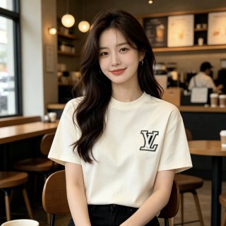 Louis Vuitton LV Logo Cream Short Sleeve T-Shirt view 3