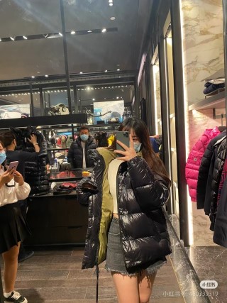 Black Puffer Down Jacket with Gold Badge view 3