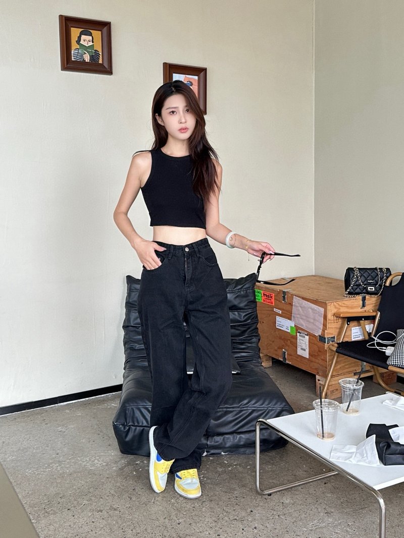 Black Ripped Wide-Leg Denim Jeans view