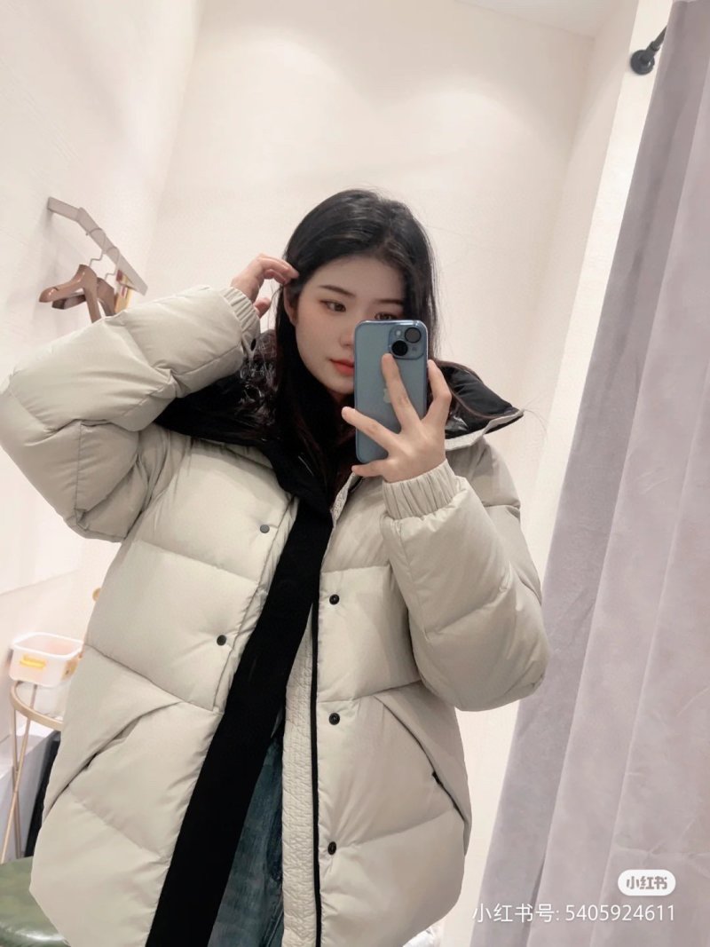 Cream & Black Reversible Puffer Down Jacket view