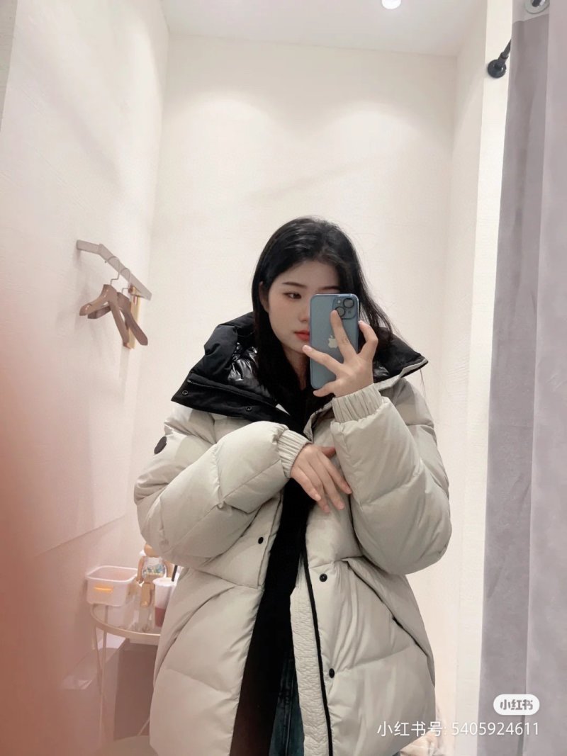 Cream & Black Reversible Puffer Down Jacket view