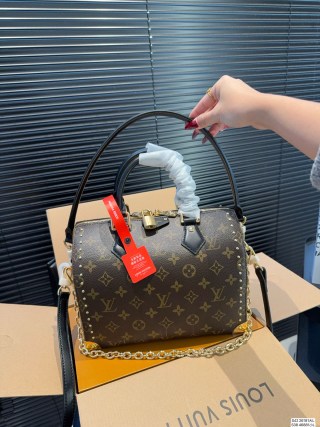 Louis Vuitton Monogram Pillow Bag Black Leather view 3