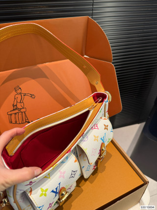 Louis Vuitton Monogram Multicolore Speedy Shoulder Bag - Cream view 9