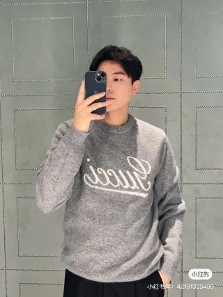 Gucci Script Logo Grey Crewneck Sweater view 9