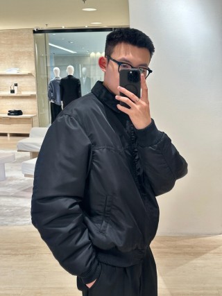 Black Puffer Bomber Jacket with Ribbed Cuffs view 4