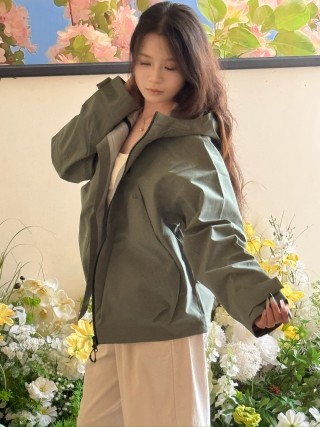 Moss Green Windbreaker Jacket - Lightweight Hooded Softshell view 2