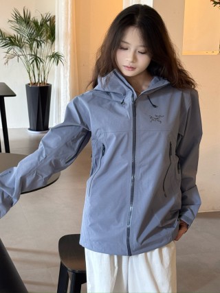 Arc'teryx Bate SL Hooded Softshell Jacket Storm Blue view 3