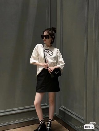 Gucci GG Logo Spray Paint White T-Shirt view 2