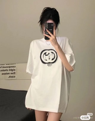Gucci GG Logo Spray Paint White T-Shirt view 3
