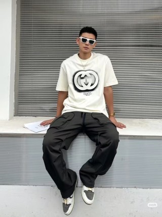 Gucci GG Logo Spray Paint White T-Shirt view 6