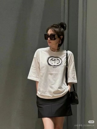 Gucci GG Logo Spray Paint White T-Shirt view 8