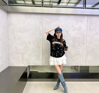 Dsquared2 Black Bleach Splash Logo T-Shirt view 4