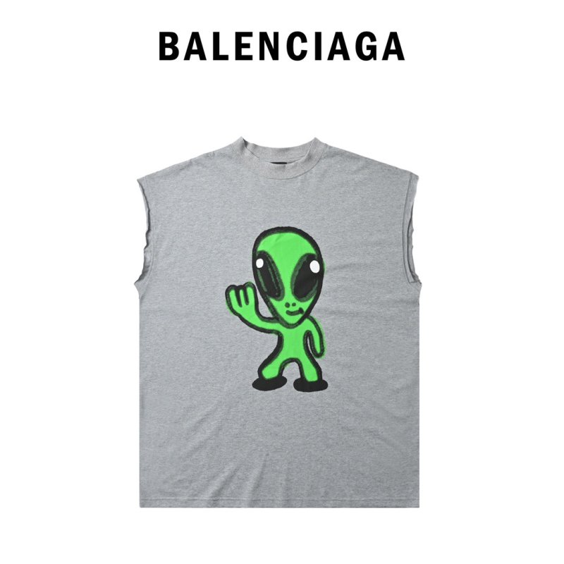 Grey T-Shirt with Green Graphic Print view