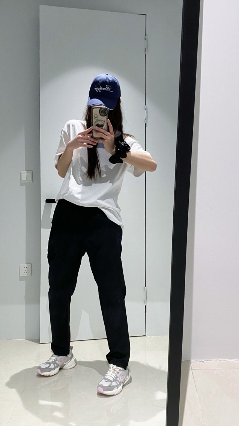 Black Straight-Leg Casual Pants