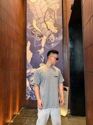 Dior Bee Embroidered Grey T-Shirt view 5