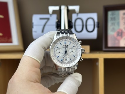 Breitling Navitimer Chronograph Silver Dial Watch view 2