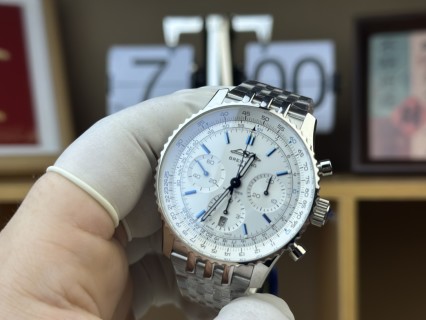 Breitling Navitimer Chronograph Silver Dial Watch view 3