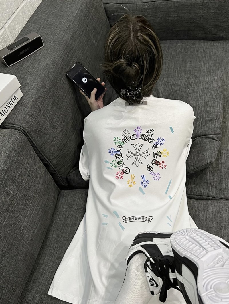 White Graphic Print Short Sleeve T-Shirt with Colorful Floral Design