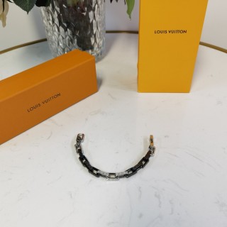 Louis Vuitton Monogram Chain Bracelet Black Silver view 3