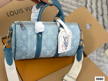 Louis Vuitton Denim Pillow Bag Blue view 3