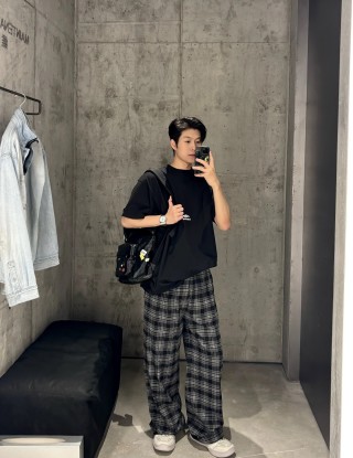 Black & Grey Plaid Wide-Leg Pants view 2
