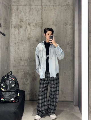 Black & Grey Plaid Wide-Leg Pants view 7