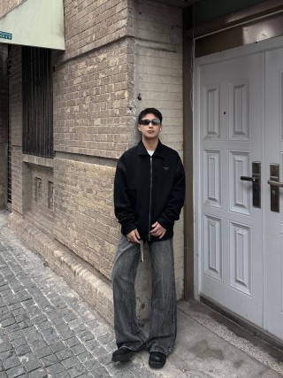 Prada Black Wool Zip-Up Jacket view 8