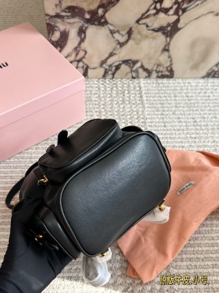 Miu Miu Black Leather Backpack 22cm view 4